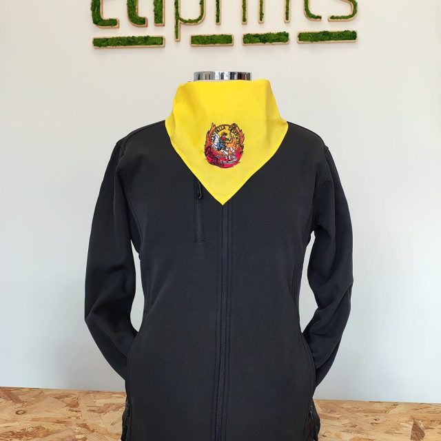 Sudadera negra personalizada con estampado amarillo
