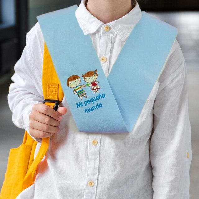 Banda de graduación personalizada